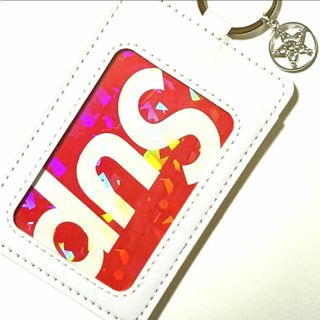 Supreme - ⭐Supreme⭐トランプ１枚と、シルバースターチャーム付パスケース新品　Ｈ２