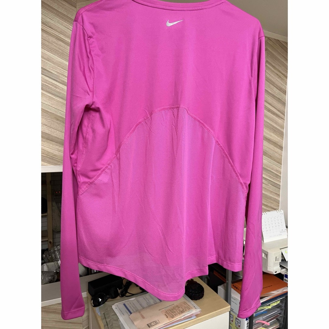 NIKE(ナイキ)のNIKE XL レディース　長袖　Tシャツ　ランニング　ウォーキング スポーツ/アウトドアのランニング(ウェア)の商品写真