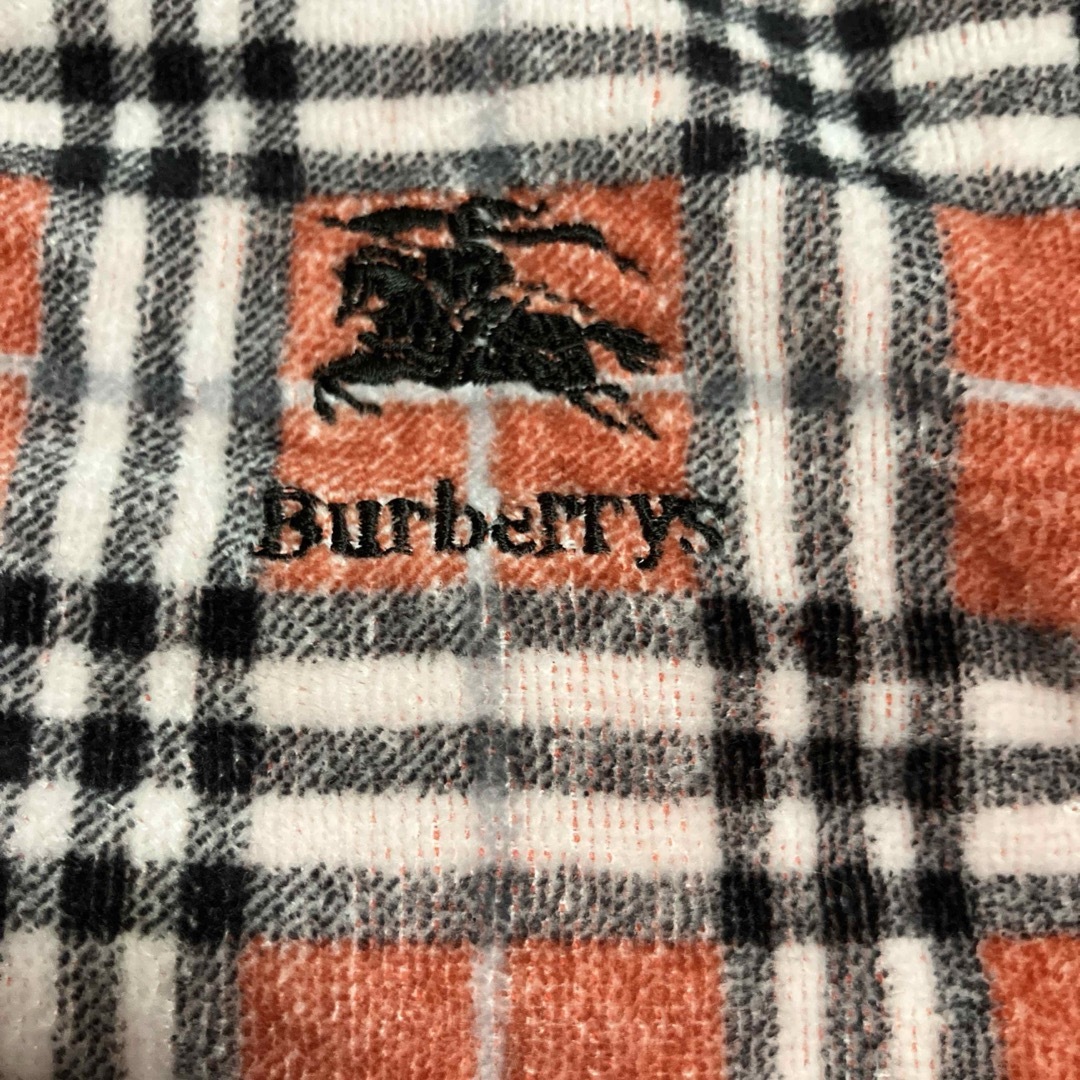 BURBERRY(バーバリー)のBurberrys ゲストタオル　ウォッシュタオル　2枚　バーバリー インテリア/住まい/日用品の日用品/生活雑貨/旅行(タオル/バス用品)の商品写真