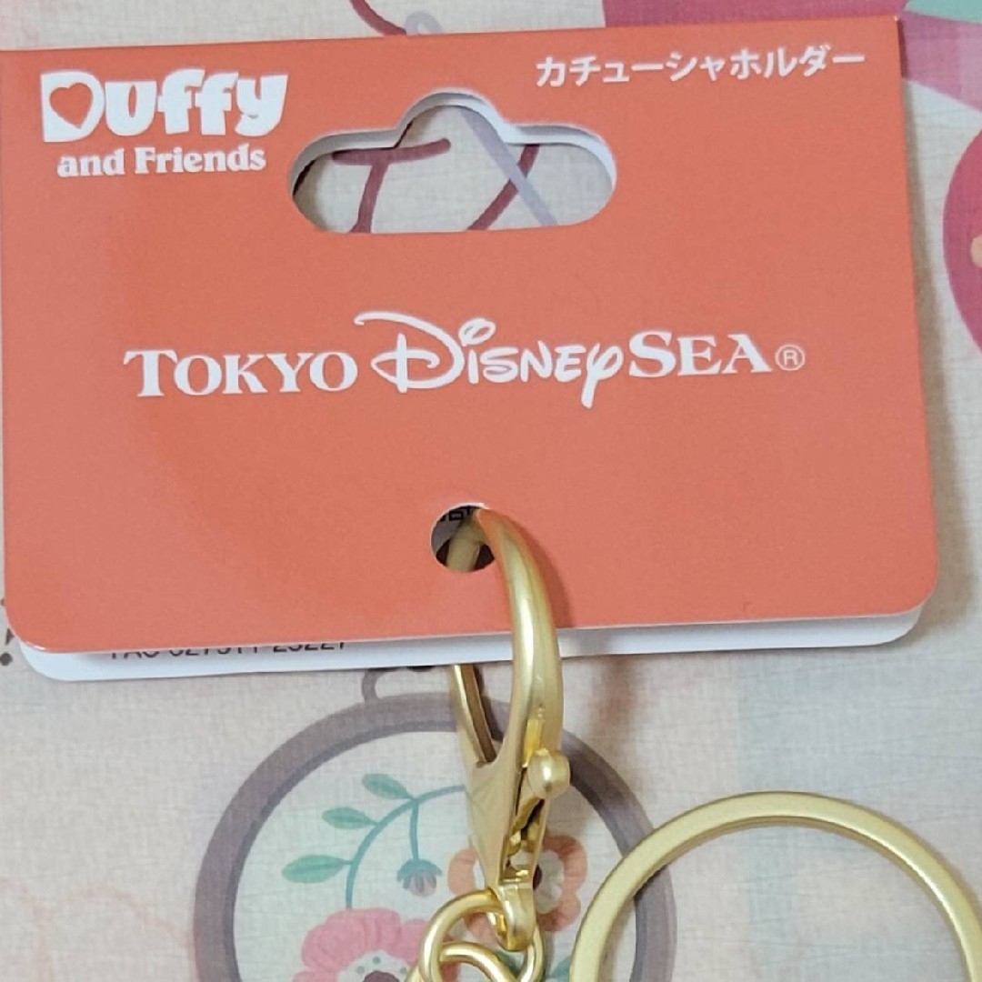 Disney(ディズニー)の新品完売品*ハートフェルトストロベリーギフト♡カチューシャ＊カチューシャホルダー エンタメ/ホビーのおもちゃ/ぬいぐるみ(キャラクターグッズ)の商品写真