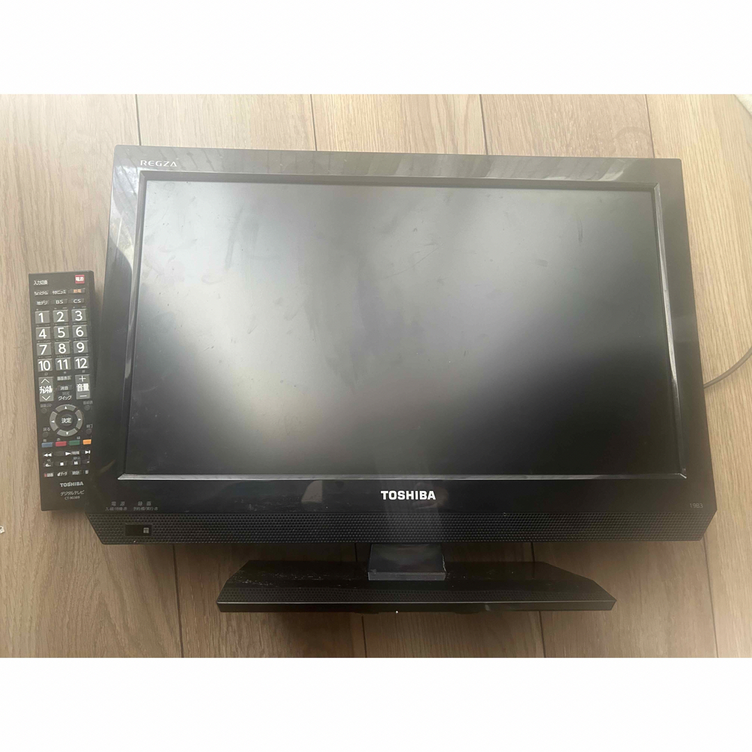 東芝(トウシバ)のREGZA 液晶テレビ REGZA B3 19B3(K) 24型 スマホ/家電/カメラのテレビ/映像機器(テレビ)の商品写真