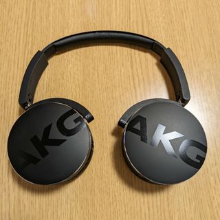 アーカーゲー(AKG)のAKG　ヘッドホン(ヘッドフォン/イヤフォン)