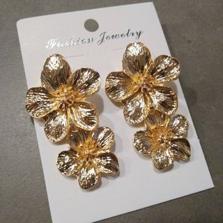 ピアス フラワー 花 ウェディング ブライダルアクセサリー ゴールド(ピアス)