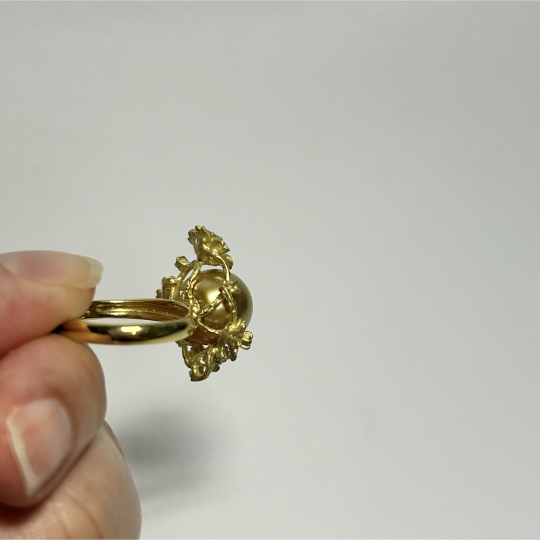 k18白蝶真珠ゴールデン天然ダイヤモンドリング レディースのアクセサリー(リング(指輪))の商品写真