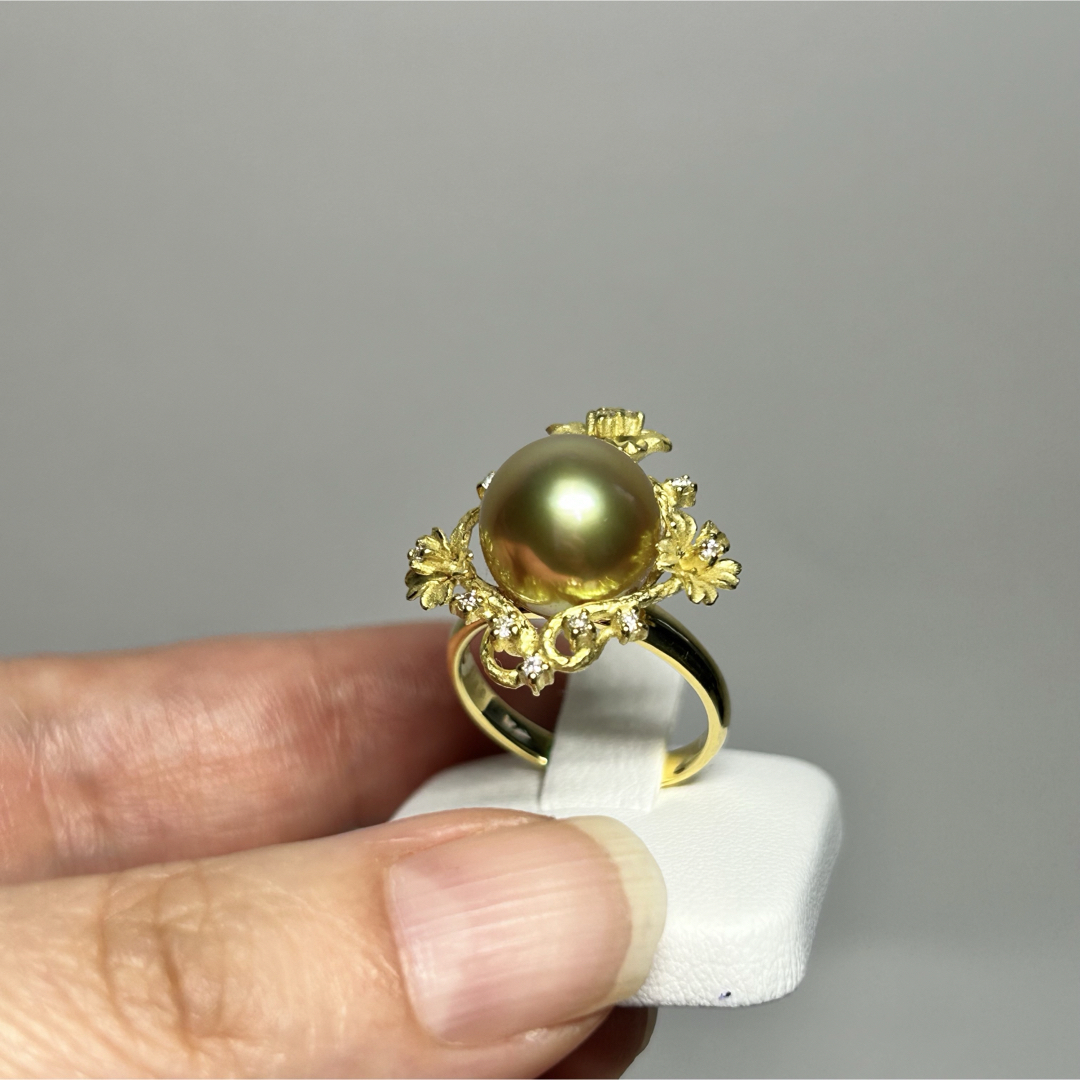 k18白蝶真珠ゴールデン天然ダイヤモンドリング レディースのアクセサリー(リング(指輪))の商品写真