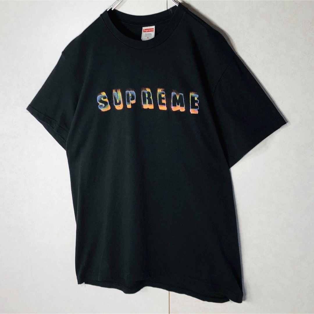 Supreme(シュプリーム)の【人気デザイン】シュプリーム センターロゴ ステンシルロゴ 定番カラー 黒 M メンズのトップス(Tシャツ/カットソー(半袖/袖なし))の商品写真