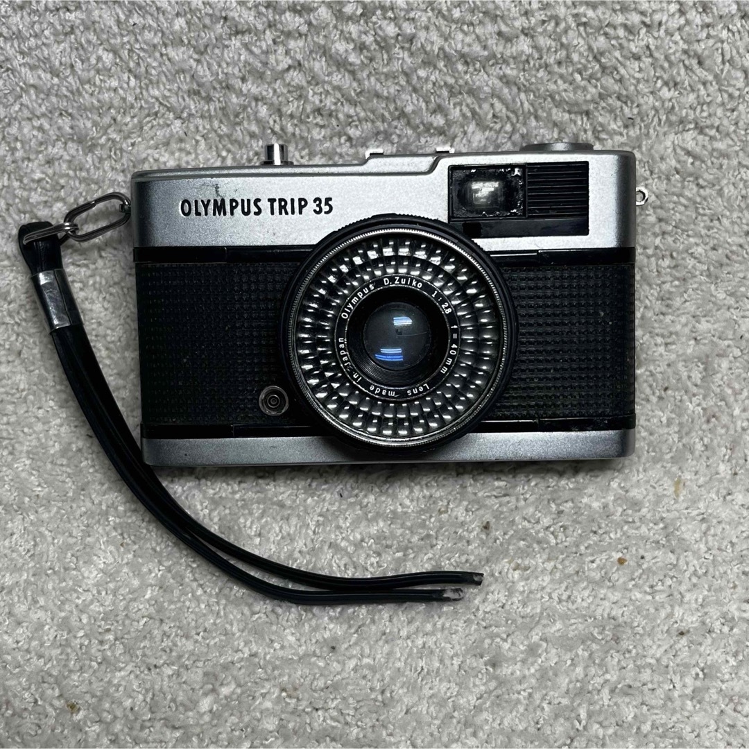 OLYMPUS(オリンパス)のOLYMPUS TRIP 35 フィルムカメラ　赤ベロOK スマホ/家電/カメラのカメラ(フィルムカメラ)の商品写真