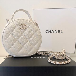 シャネル(CHANEL)の シャネル スモール ヴァニティ ショルダーバッグ ホワイト キャビアスキン (ショルダーバッグ)