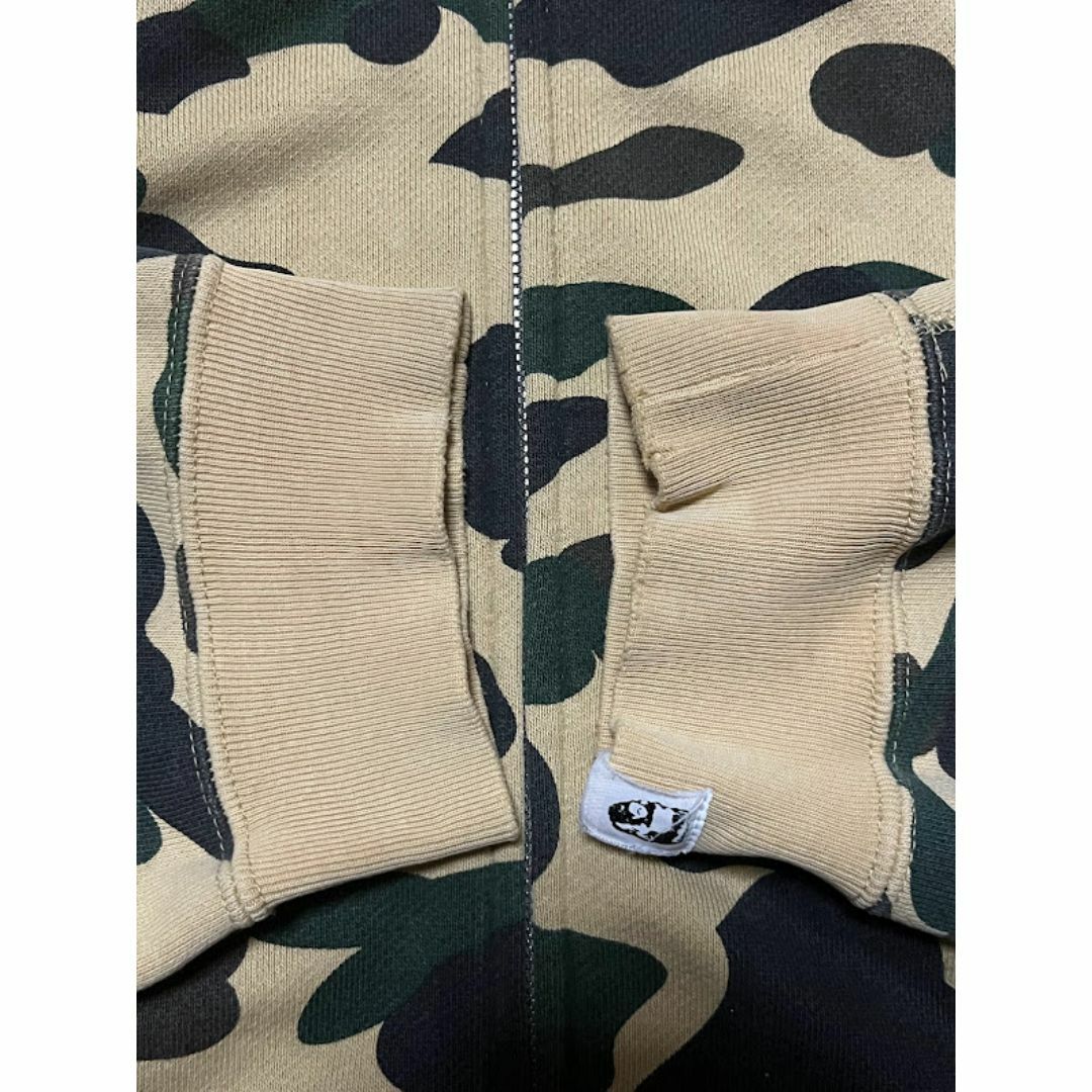 A BATHING APE(アベイシングエイプ)のbape shark hoodie ベイプ　エイプ　シャーク　パーカー メンズのトップス(パーカー)の商品写真