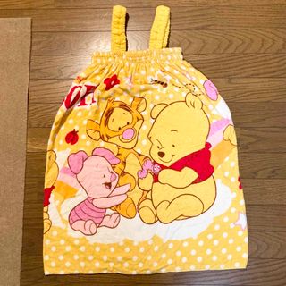 ディズニー(Disney)の【新品・未使用】くまのプーさん　プールタオル　キャミタオル　バスタオル(タオル/バス用品)