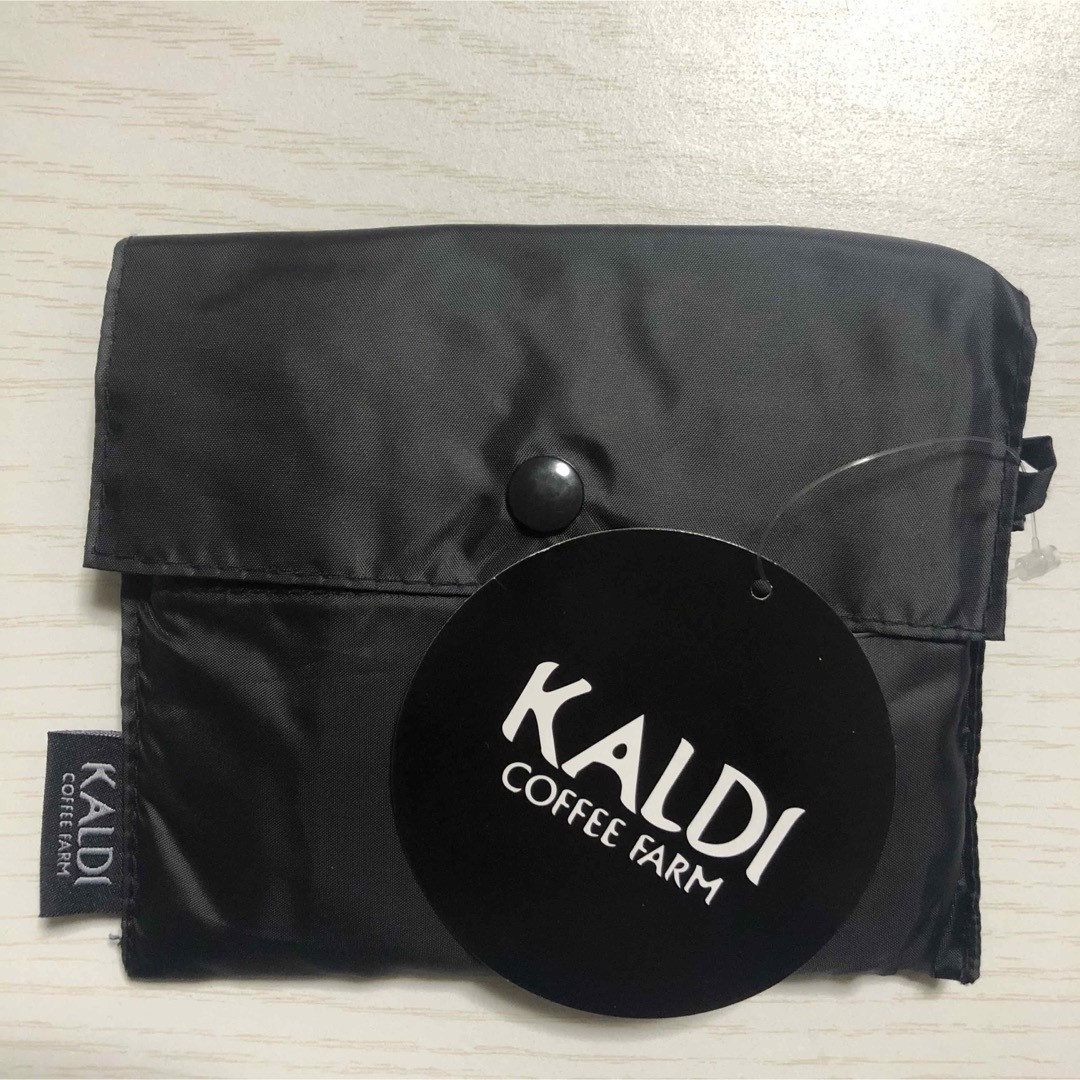 KALDI(カルディ)のカルディ エコバッグ　ブラック　折りたたみ　新品　カルディ　バッグ　黒 レディースのバッグ(エコバッグ)の商品写真