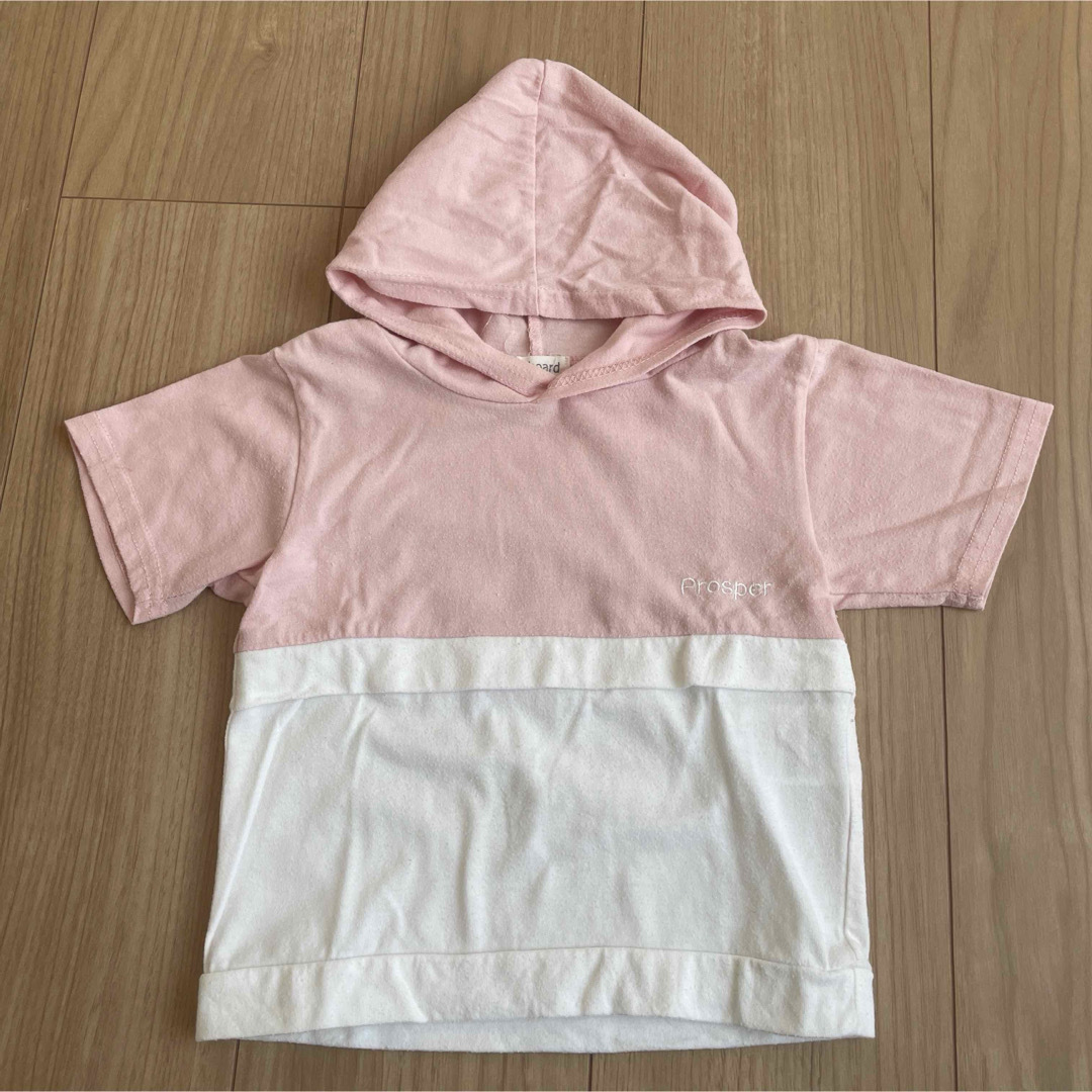 しまむら(シマムラ)の半袖Tシャツ　パーカー　90cm セット売り キッズ/ベビー/マタニティのキッズ服女の子用(90cm~)(Tシャツ/カットソー)の商品写真