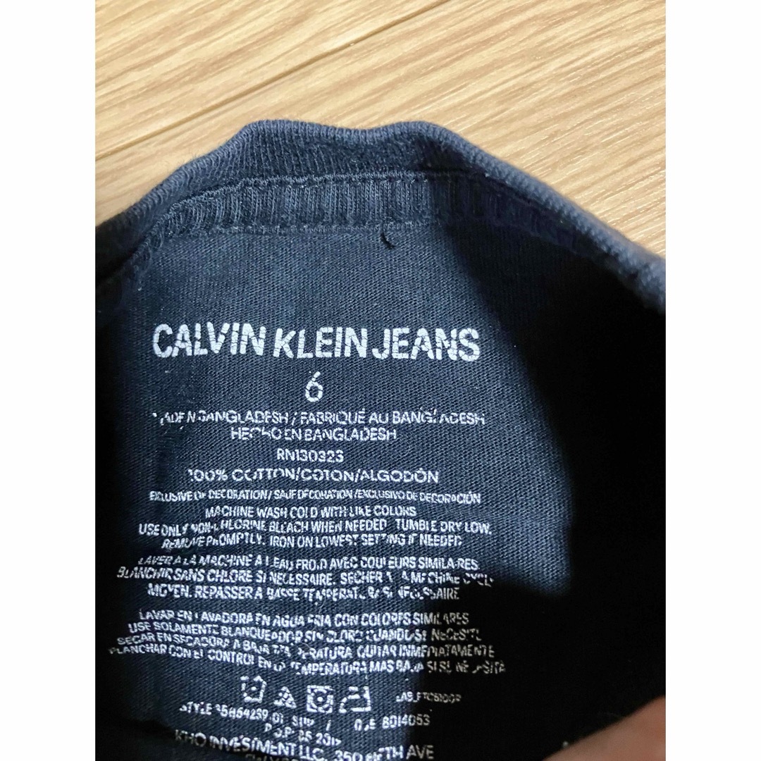 Calvin Klein(カルバンクライン)のカルバンクラインジーンズのキッズTシャツ キッズ/ベビー/マタニティのキッズ服男の子用(90cm~)(Tシャツ/カットソー)の商品写真