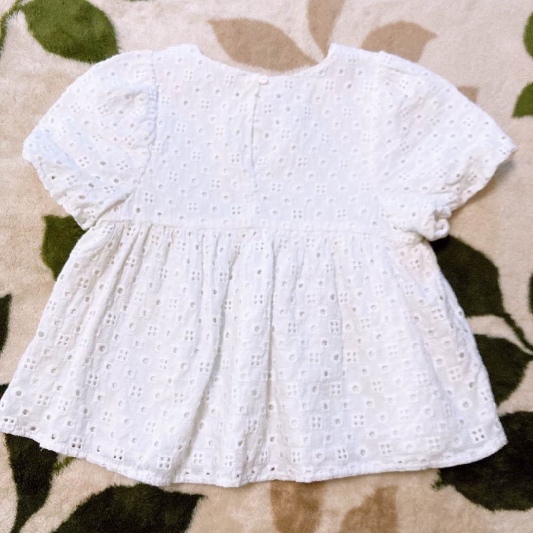 ZARA(ザラ)の半袖チュニック　トップス　90 キッズ/ベビー/マタニティのキッズ服女の子用(90cm~)(Tシャツ/カットソー)の商品写真