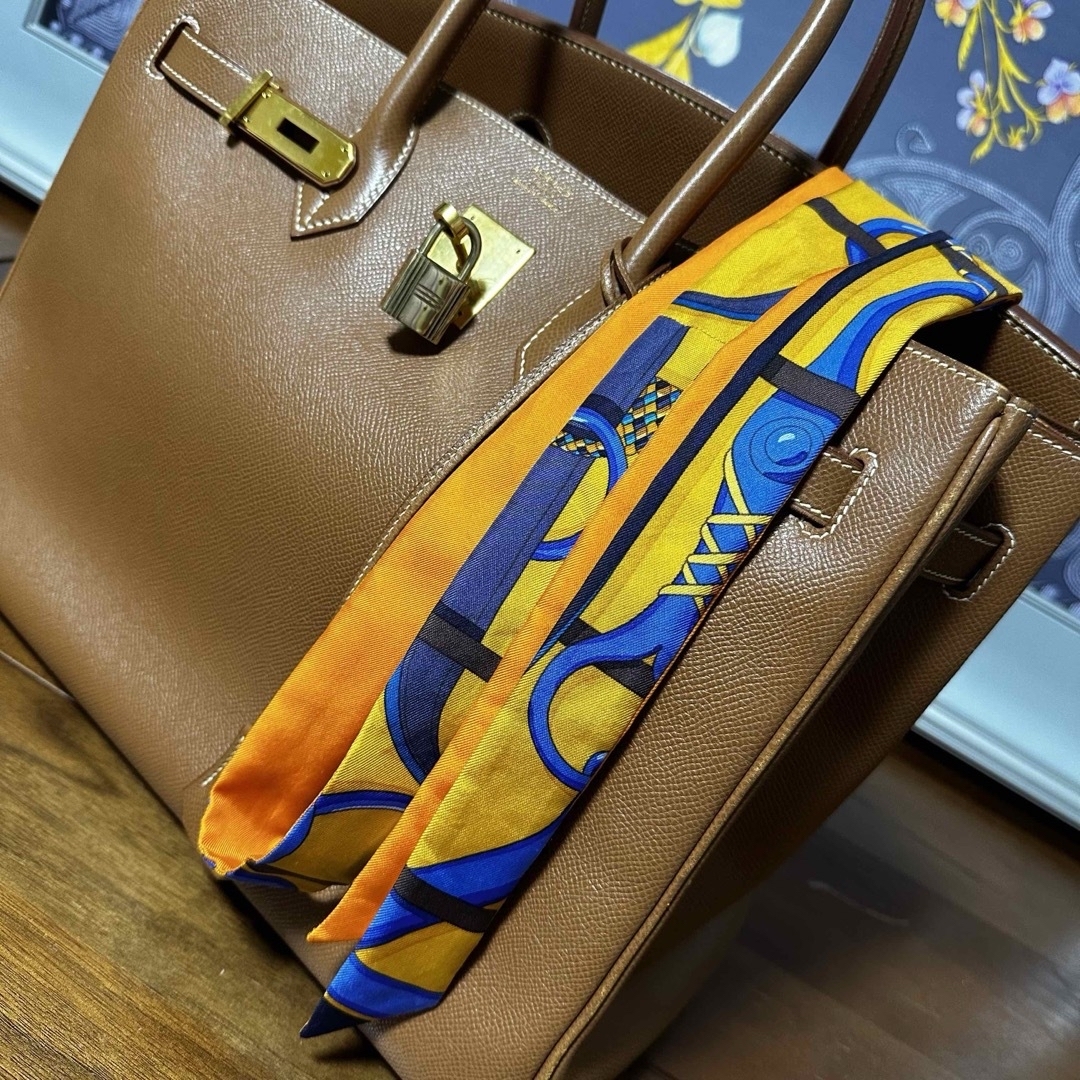 Hermes(エルメス)のエルメス　ツイロン　ツイリーロング　スカーフ　リボン　シャネル　フォクシー レディースのファッション小物(バンダナ/スカーフ)の商品写真