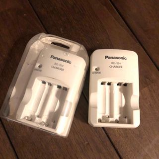 Panasonic - Panasonic ニッケル水素電池・ニカド電池用単3形・単4形兼用充電器２個 