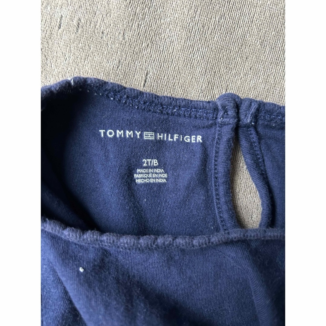 TOMMY HILFIGER(トミーヒルフィガー)のトミーヒルフィガーTシャツ キッズ/ベビー/マタニティのキッズ服男の子用(90cm~)(Tシャツ/カットソー)の商品写真