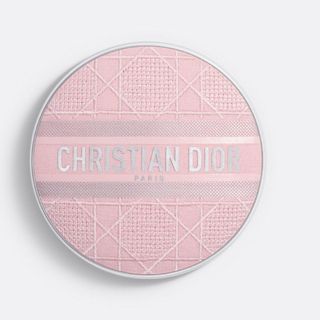 クリスチャンディオール(Christian Dior)のディオールクッションケース　限定色(ファンデーション)