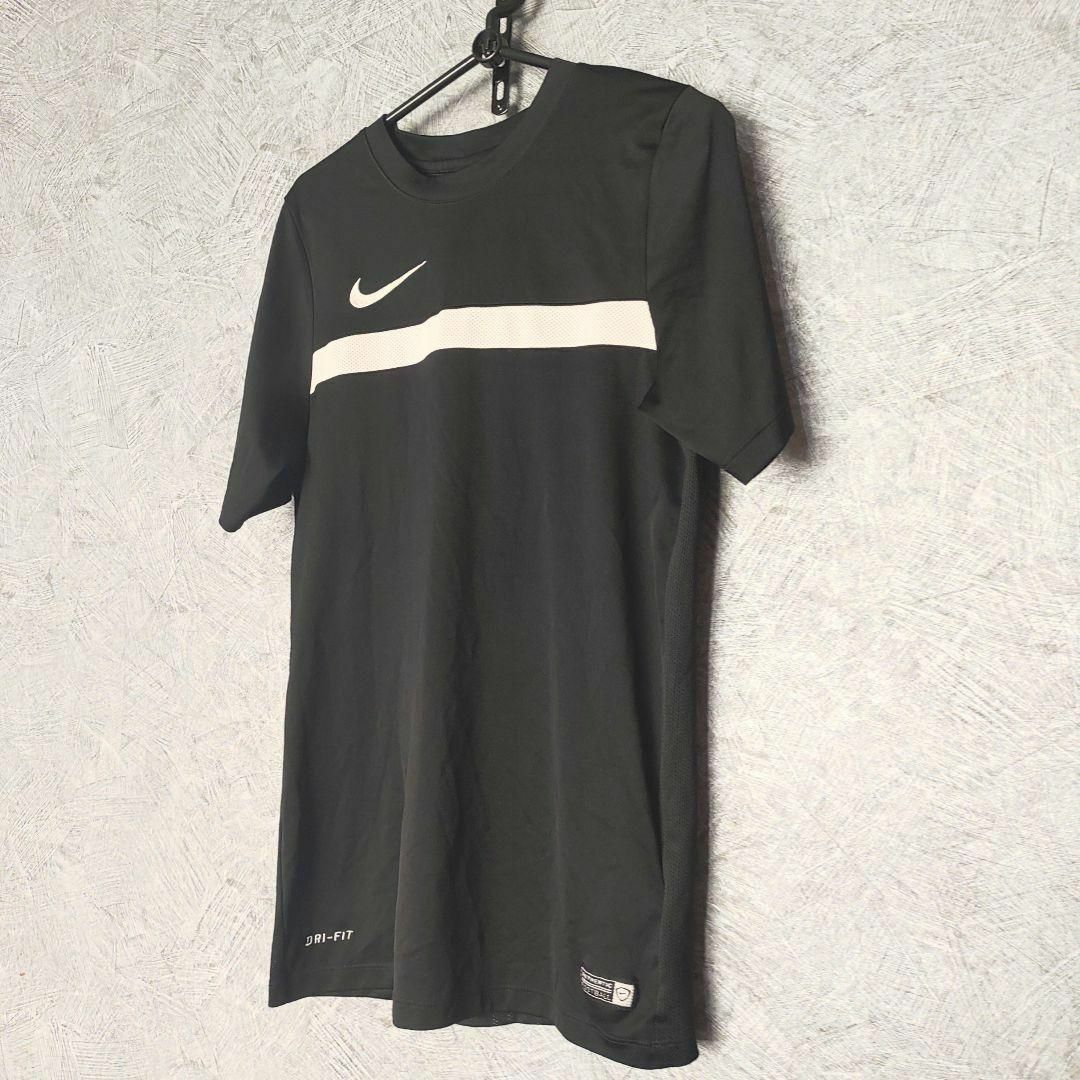 NIKE(ナイキ)のナイキ　ドライフイット　Tシャツ　半袖　フットボールシャツ　ランニングTシャツ メンズのトップス(Tシャツ/カットソー(半袖/袖なし))の商品写真