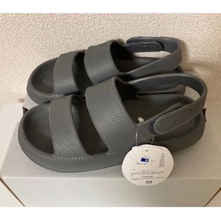 Bleu Bleuet - 【Bleu Bleuet】【新品未使用タグ付】軽量サンダル☆23〜23.5㎝☆M