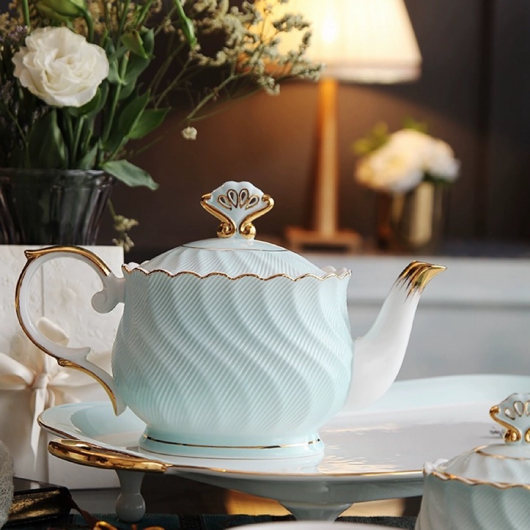 西洋調ティーカップセット 花柄陶器 高級感 カップ&ソーサー 6 西洋調ティーカップセット 花柄陶器 高級感 カップ&ソーサー 6