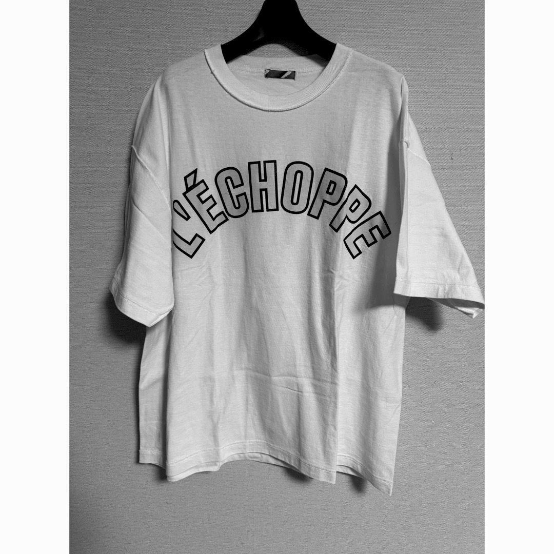 is-ness(イズネス)の美品 is-ness × L'ECHOPPE イズネス レショップ　限定Tシャツ メンズのトップス(Tシャツ/カットソー(半袖/袖なし))の商品写真