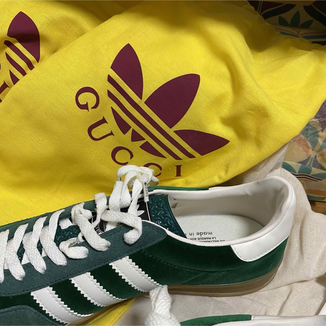 Gucci(グッチ)のGUCCI adidas gazelle ガゼル スニーカー レア 未使用 メンズの靴/シューズ(スニーカー)の商品写真