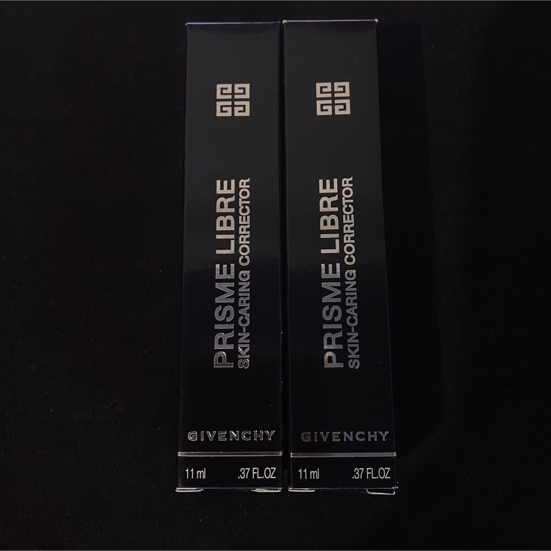GIVENCHY(ジバンシィ)のプリズム・リーブル・スキンケアリング・コレクター ブルー+グリーン 二点セット コスメ/美容のベースメイク/化粧品(コントロールカラー)の商品写真