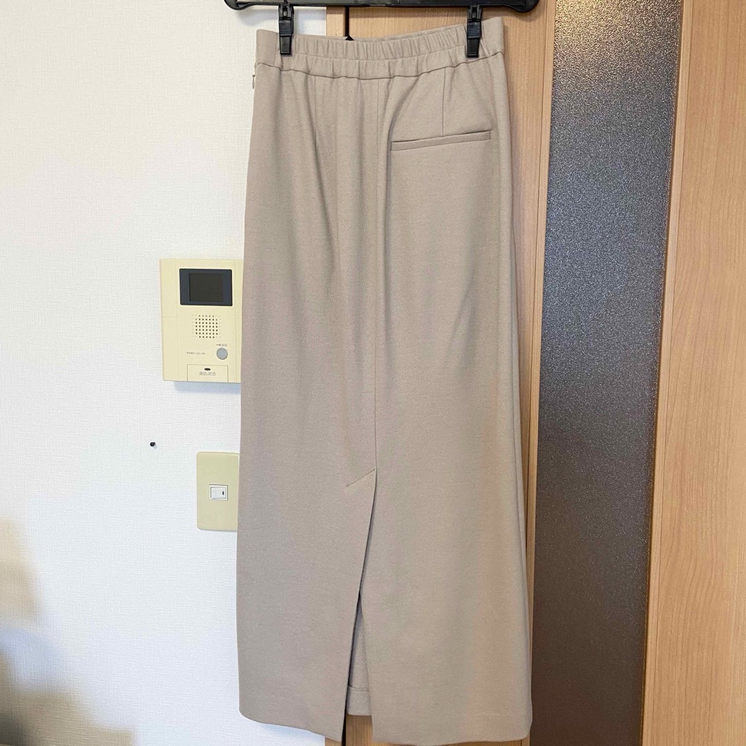 CHAOS(カオス)のカオス　ツイルジャージー　スカート グレージュ レディースのスカート(ロングスカート)の商品写真