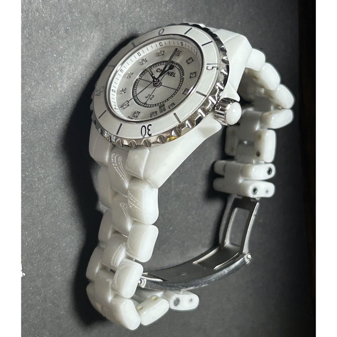 CHANEL(シャネル)のJ12 シャネル セラミック腕時計 レディースのファッション小物(腕時計)の商品写真