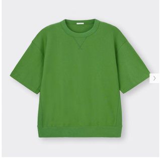 ジーユー(GU)のGU ⭐︎ スウェT  新品 グリーン ⭐︎ ジーユー　Tシャツ(Tシャツ/カットソー(半袖/袖なし))