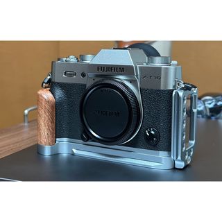 富士フイルム【美品】X-T30II ボディー　シルバー