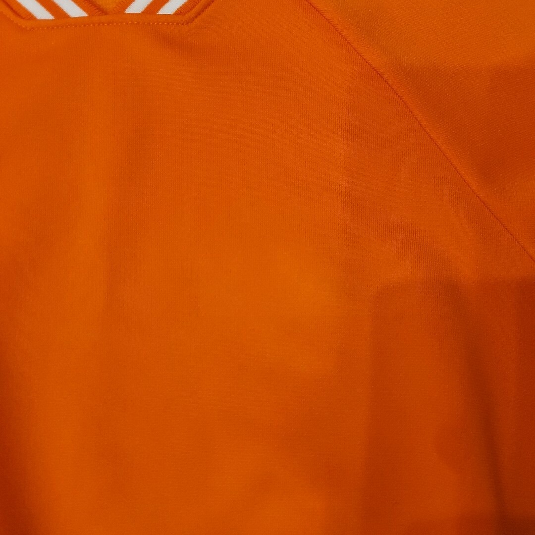ジャクエツ　JAKUETS  オレンジ　ジャージ　長袖　110cm キッズ/ベビー/マタニティのキッズ/ベビー/マタニティ その他(その他)の商品写真