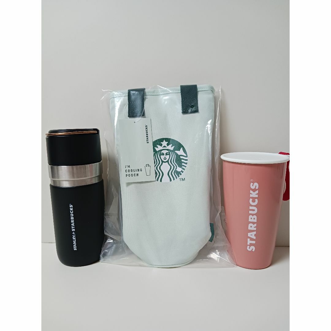 Starbucks(スターバックス)の韓国 スターバックス クーリングポーチ ミント STARBUCKS　保冷バッグ インテリア/住まい/日用品の日用品/生活雑貨/旅行(日用品/生活雑貨)の商品写真