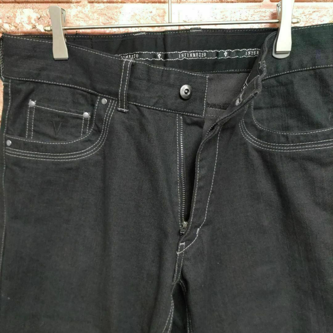INTERMEZZO(インターメッツォ)のインターメッツォ ストレート ブラックジーンズ 82cm メンズのパンツ(デニム/ジーンズ)の商品写真