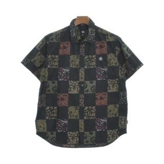 ステューシー(STUSSY)のSTUSSY ステューシー カジュアルシャツ M 黒x赤x黄等(総柄) 【古着】【中古】(シャツ)