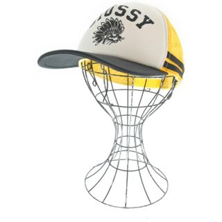 ステューシー(STUSSY)のSTUSSY ステューシー キャップ ONE 白x黒x黄 【古着】【中古】(キャップ)