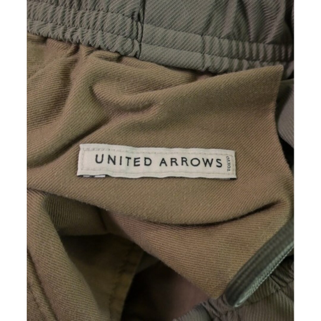 UNITED ARROWS(ユナイテッドアローズ)のUNITED ARROWS ユナイテッドアローズ パンツ（その他） XL カーキ 【古着】【中古】 メンズのパンツ(その他)の商品写真
