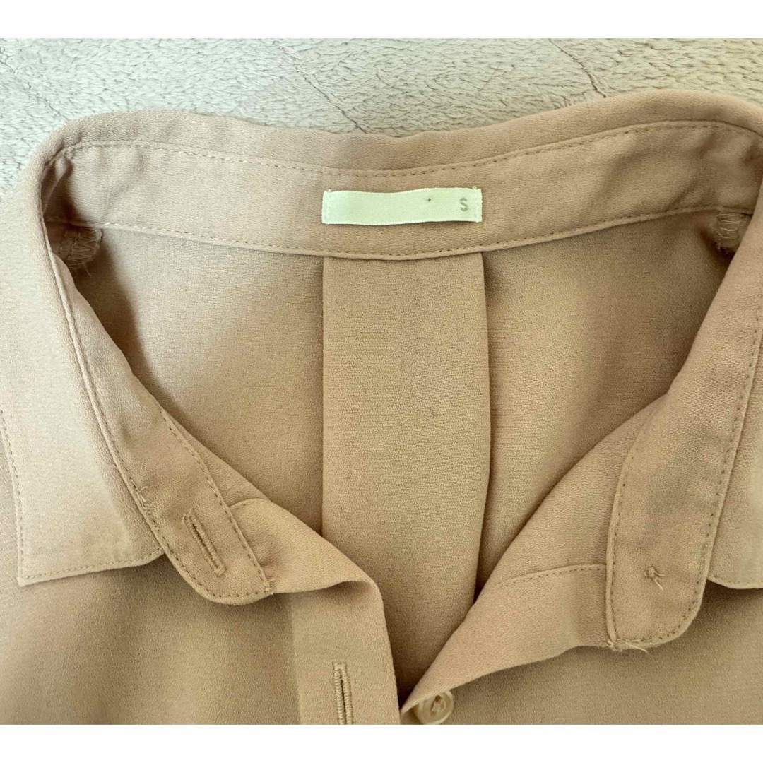 GU(ジーユー)のレディース半袖服 レディースのトップス(シャツ/ブラウス(半袖/袖なし))の商品写真