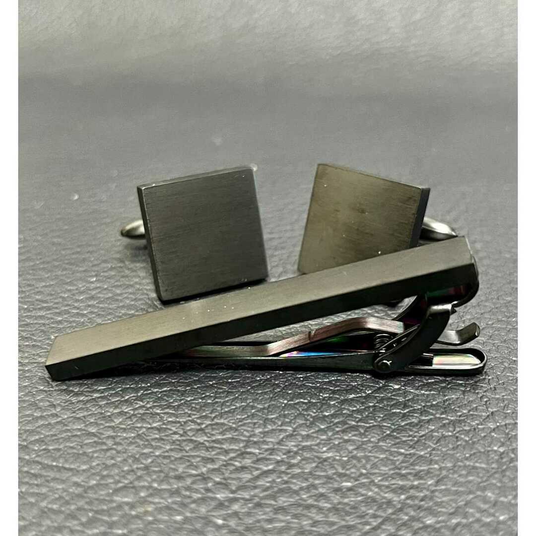 角型ブラックカフスボタン ネクタイピンセット no5-18 メンズのファッション小物(カフリンクス)の商品写真