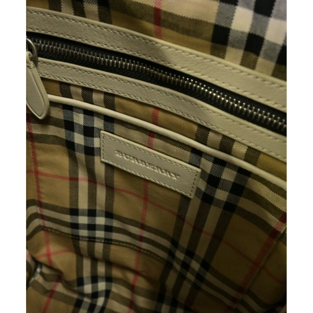 BURBERRY(バーバリー)のBURBERRY バーバリー バックパック・リュック - エンジ 【古着】【中古】 レディースのバッグ(リュック/バックパック)の商品写真