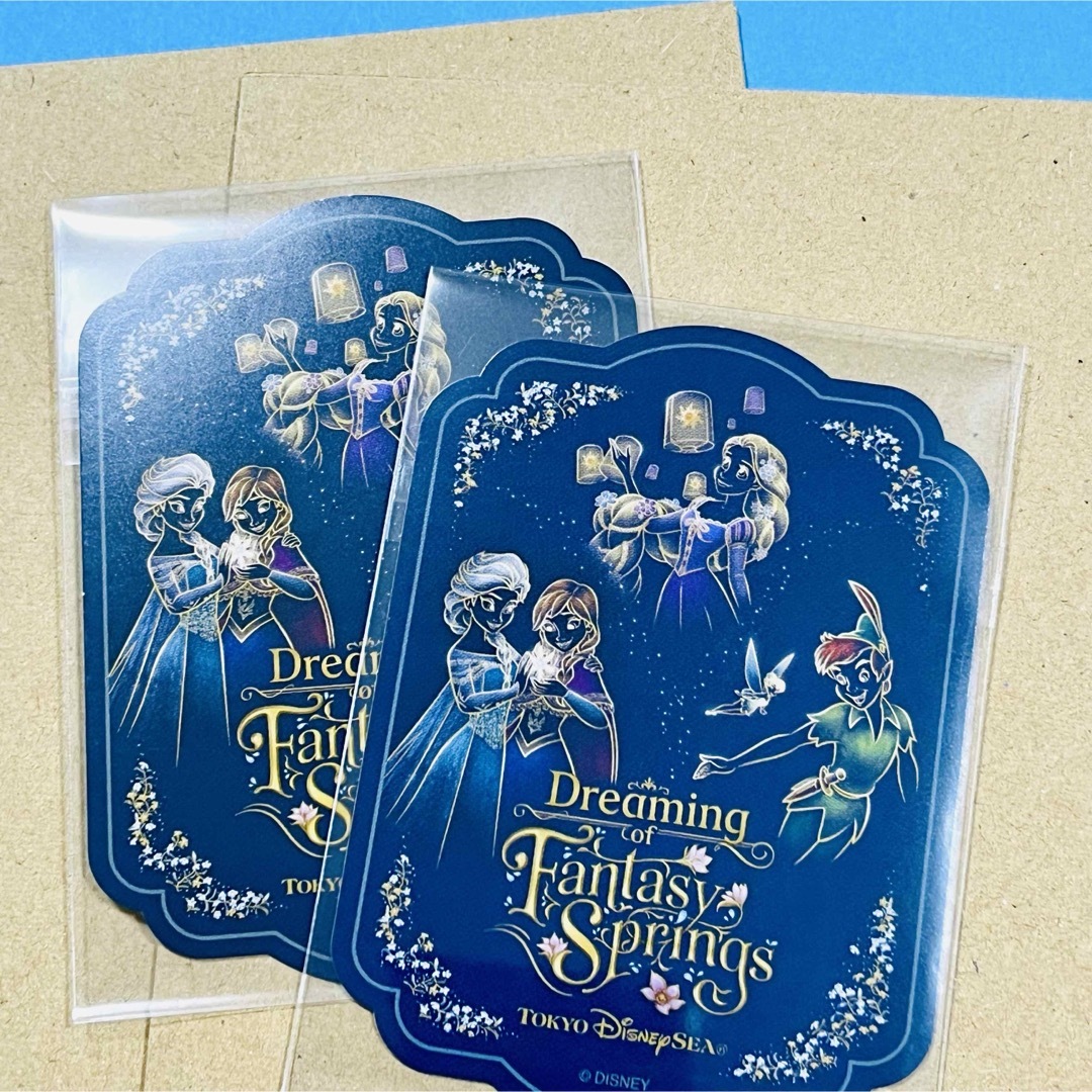 Disney(ディズニー)の記念品　ディズニーシー　ファンタジースプリングス　限定品　シール　ステッカー エンタメ/ホビーのおもちゃ/ぬいぐるみ(キャラクターグッズ)の商品写真