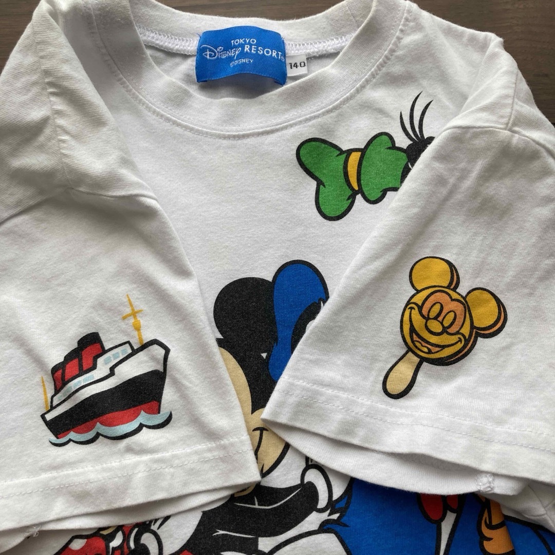 Disney(ディズニー)のディズニーリゾート限定のディズニーベスティーズ( BESTIES)Ｔシャツ キッズ/ベビー/マタニティのキッズ服男の子用(90cm~)(Tシャツ/カットソー)の商品写真