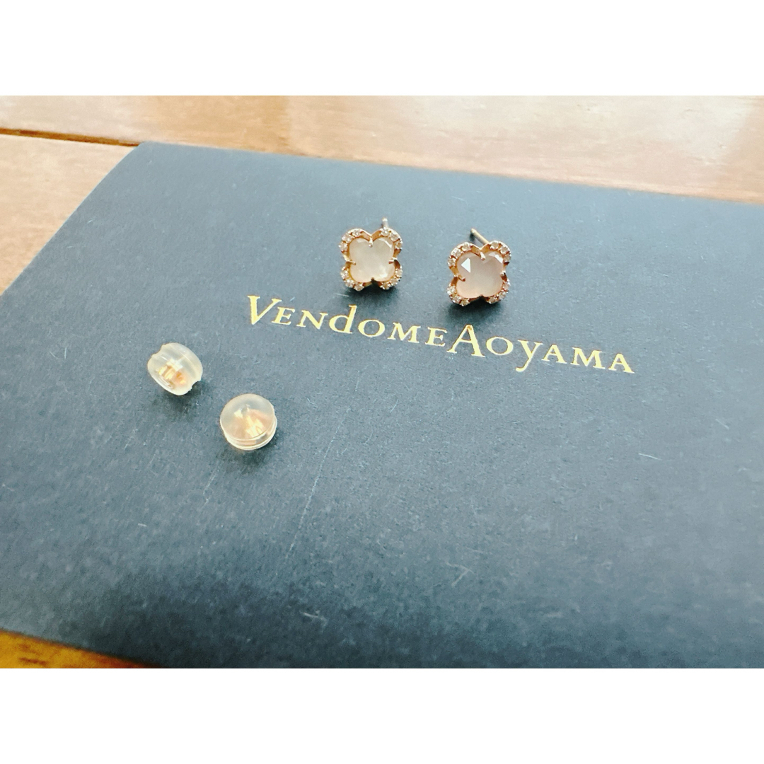 Vendome Aoyama(ヴァンドームアオヤマ)のヴァンドーム青山　K18ローズクォーツ ピアス レディースのアクセサリー(ピアス)の商品写真