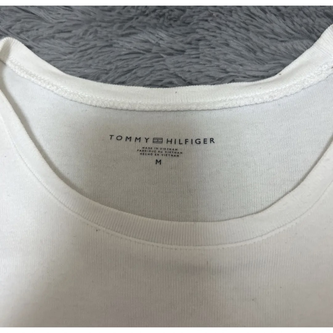 TOMMY HILFIGER(トミーヒルフィガー)のトミーヒルフィガー　Tシャツ レディースのトップス(Tシャツ(半袖/袖なし))の商品写真