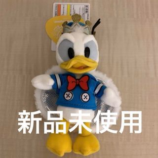 ディズニー(Disney)の【新品未使用】ディズニー　ドナルド　クワッキィダックシティ　ぬいぐるみバッジ(キャラクターグッズ)