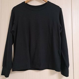 ユニクロ(UNIQLO)のUNIQLO　黒色　セーター　Mサイズ(ニット/セーター)