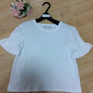 ザラ(ZARA)のザラ ホワイト 白 Tシャツ フリル S(Tシャツ(半袖/袖なし))