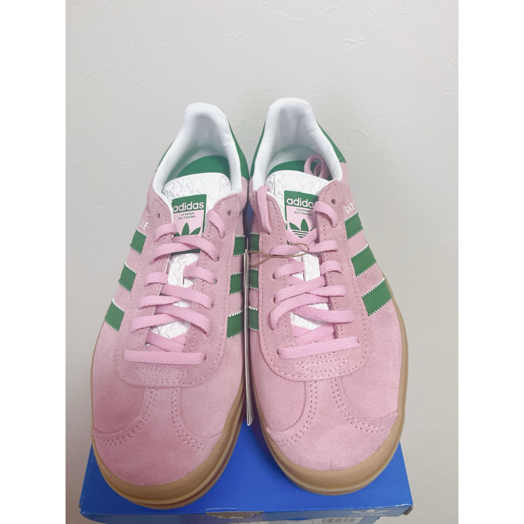 adidas(アディダス)の☆完売商品☆adidas gazelle bold 23.5cm ピンク  レディースの靴/シューズ(スニーカー)の商品写真