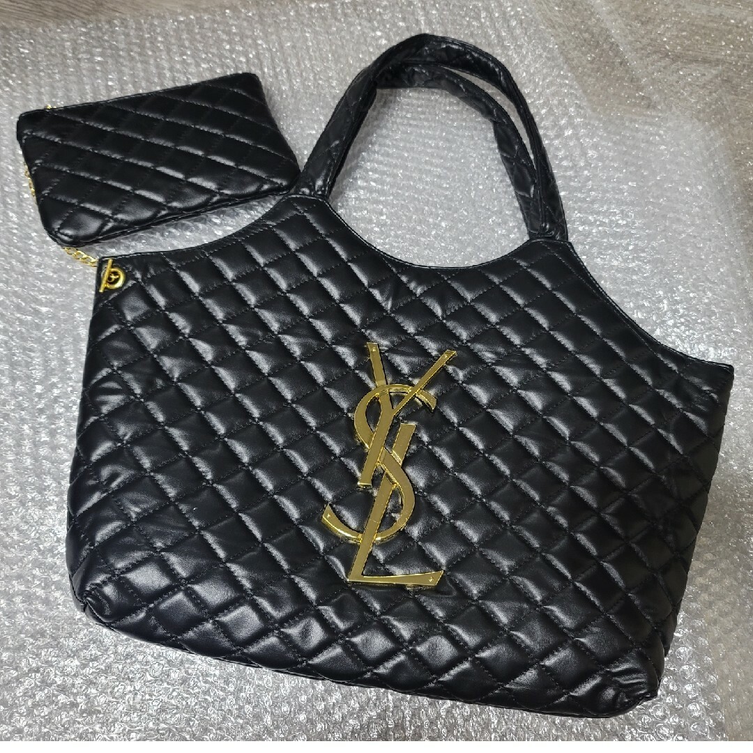 Yves Saint Laurent(イヴサンローラン)のYVES SAINT LAURENT トートバッグ レディースのバッグ(トートバッグ)の商品写真